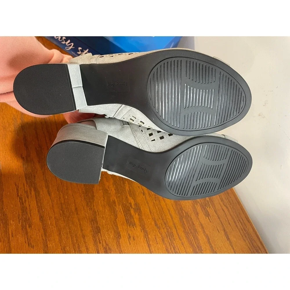 Easy Street Belva Flex Cutout Block‎ Heel Sandal Peep Toe Grey Comfort 10 NEW